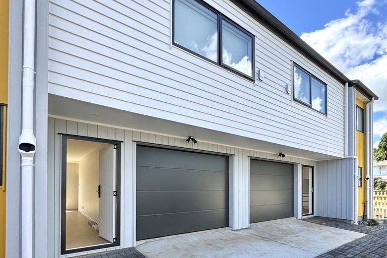 Photo of property in 30c Mack Place, Red Hill, Papakura, 2110