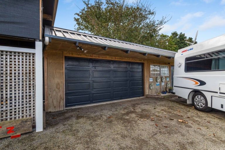 Photo of property in 59 Patu-kukupa Street, Manaia, 4612