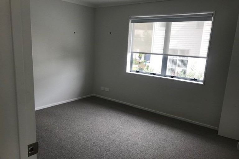 Photo of property in 55 Mackay Drive, Greenhithe, Auckland, 0632