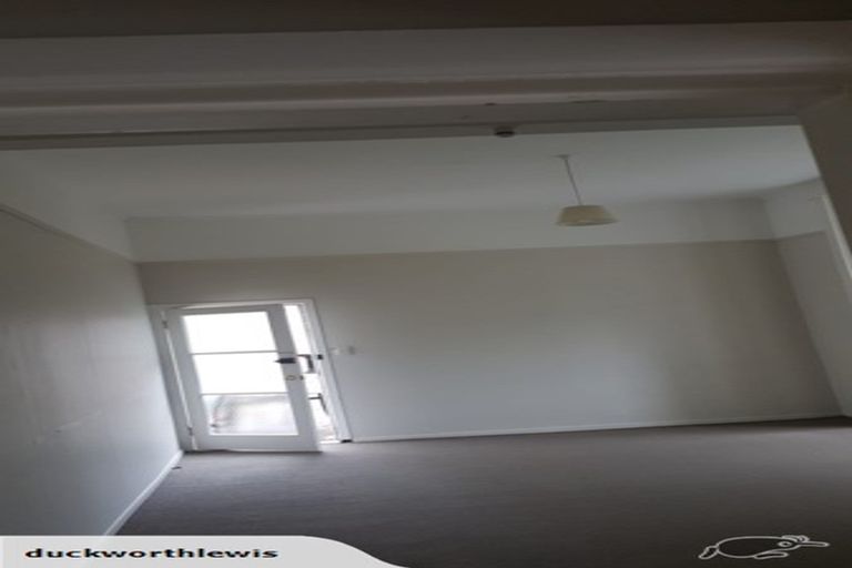 Photo of property in 11 Lawrence Street, Newtown, Wellington, 6021