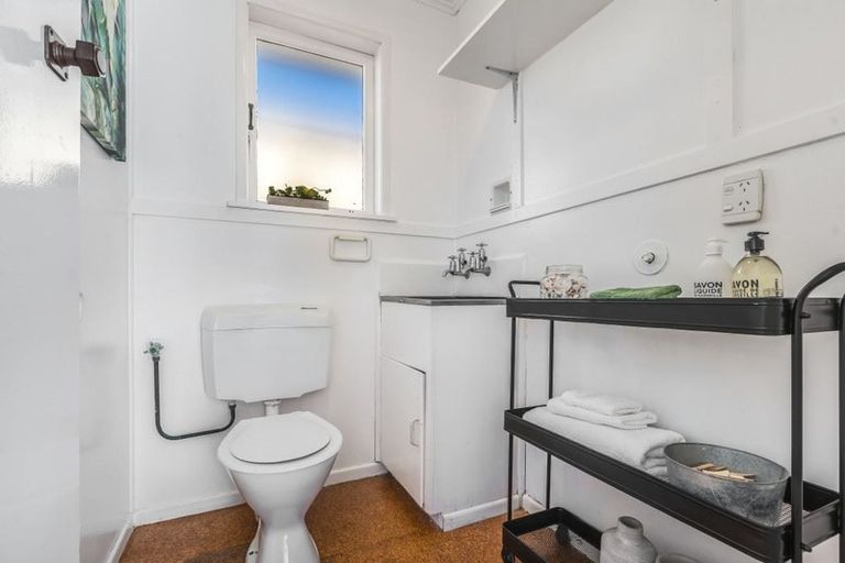 Photo of property in 11a Gemini Place, Beach Haven, Auckland, 0626