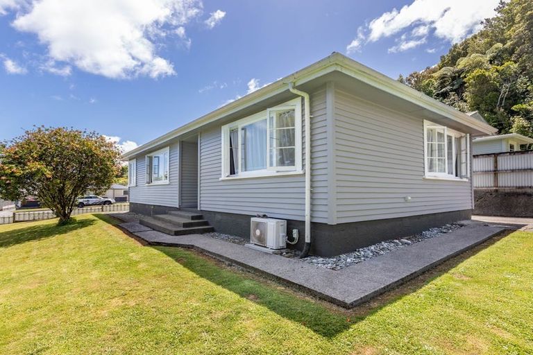 Photo of property in 87 Sinnott Road, Greymouth, 7805
