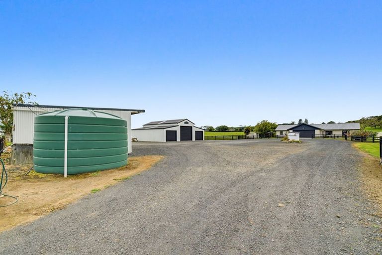 Photo of property in 16 Friedlander Road, Tuakau, 2694