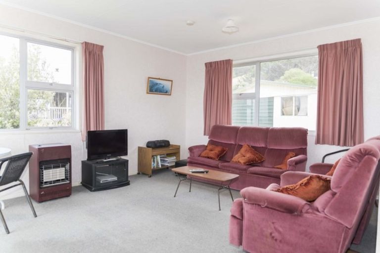 Photo of property in 86 Akitio Esplanade, Akitio, Pongaroa, 4991