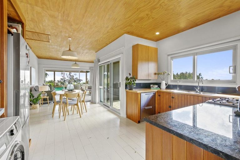 Photo of property in 828 Dover Road, Okato, New Plymouth, 4374