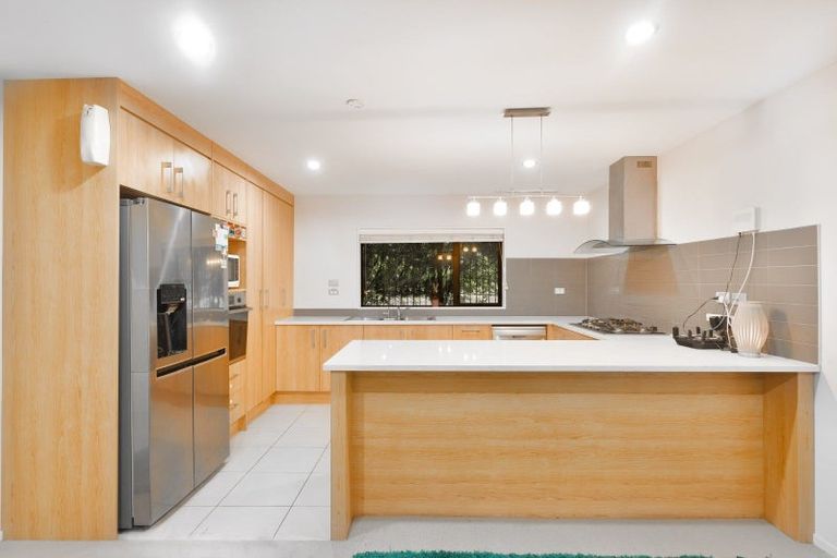 Photo of property in 12 Te Ironui Place, Huntington, Hamilton, 3210