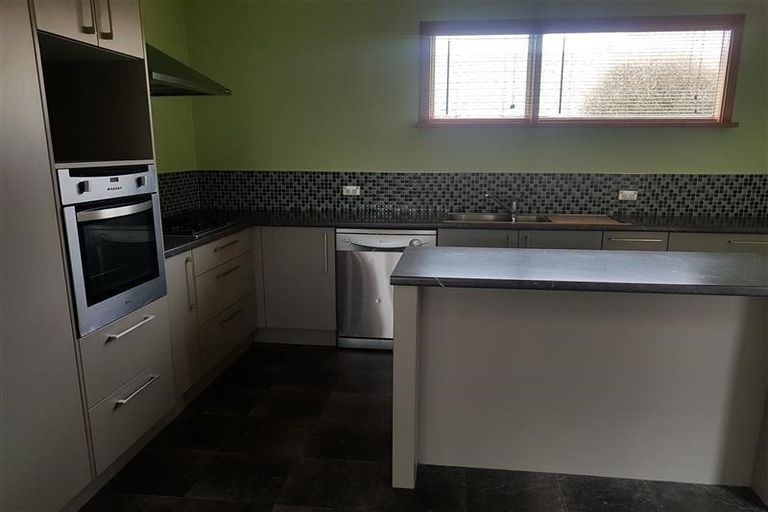 Photo of property in 478 Halswell Road, Halswell, Christchurch, 8025