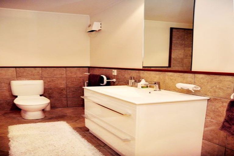 Photo of property in 5/37 Majoribanks Street, Mount Victoria, Wellington, 6011