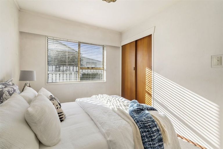 Photo of property in 2/32 Opaheke Road, Papakura, 2110