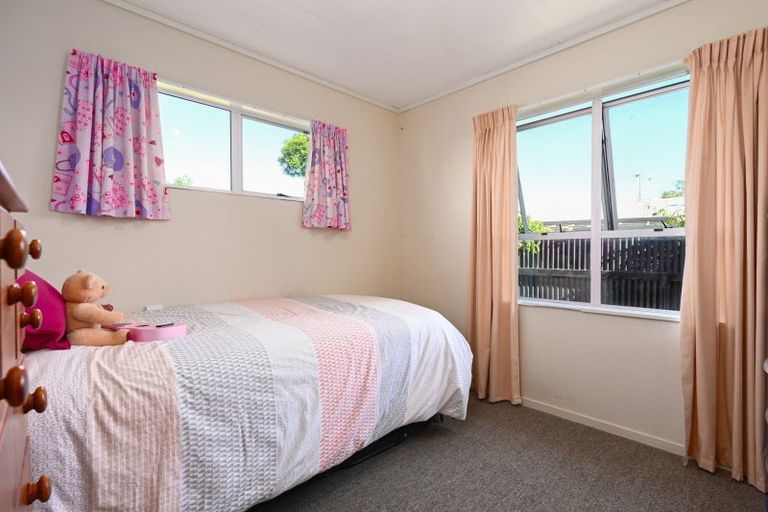 Photo of property in 295 Westminster Avenue, Tamatea, Napier, 4112