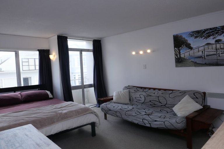 Photo of property in Melksham Towers, 102/131 Brougham Street, Mount Victoria, Wellington, 6011