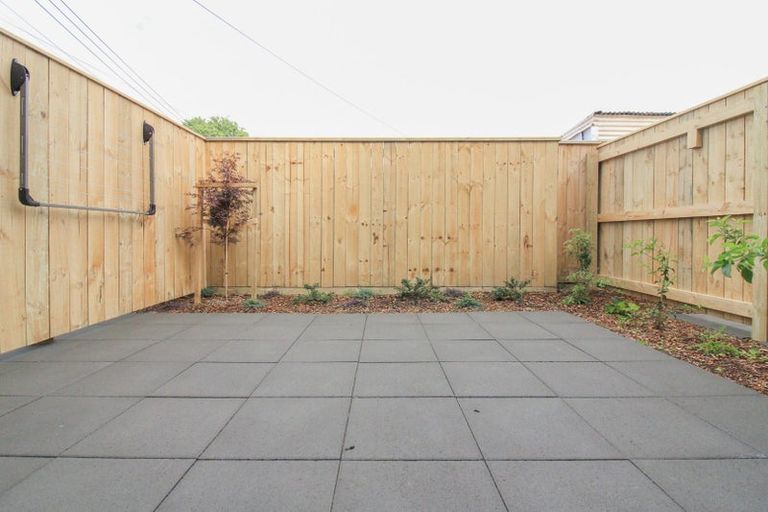 Photo of property in 13/7 Johnston Grove, Taita, Lower Hutt, 5011