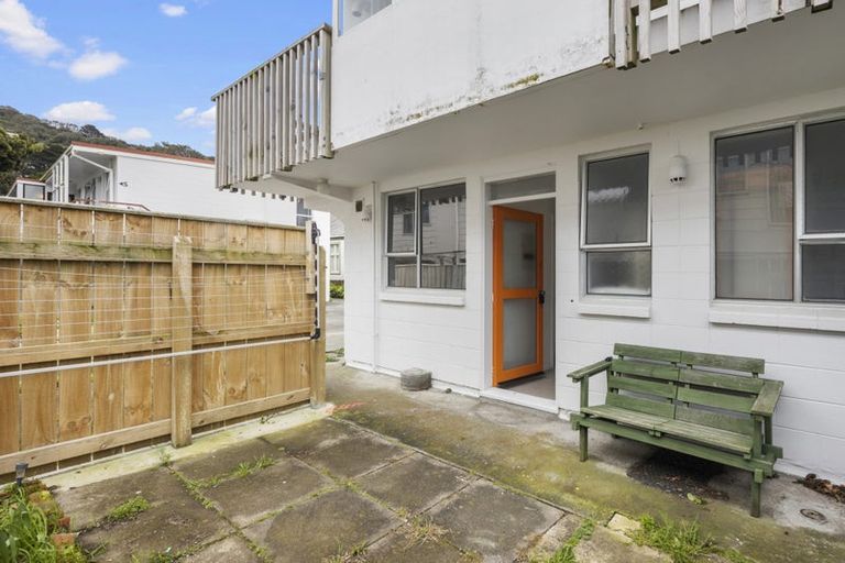 Photo of property in 4/72 Freyberg Street, Lyall Bay, Wellington, 6022