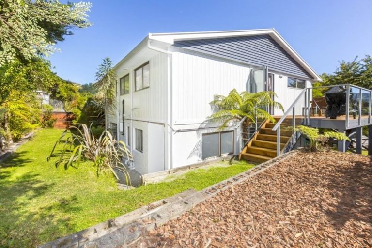 Photo of property in 8 Chichester Drive, Pinehaven, Upper Hutt, 5019