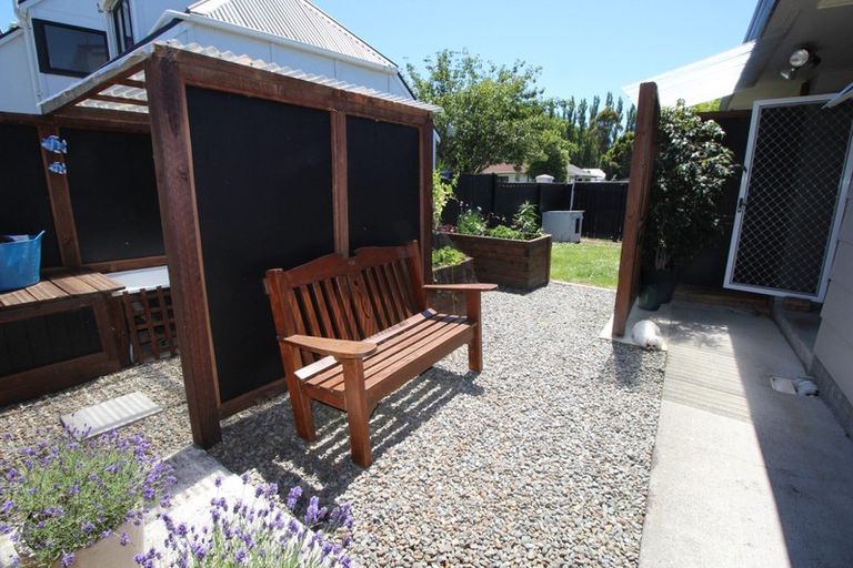 Photo of property in 15 Newton Place, Westbrook, Palmerston North, 4412