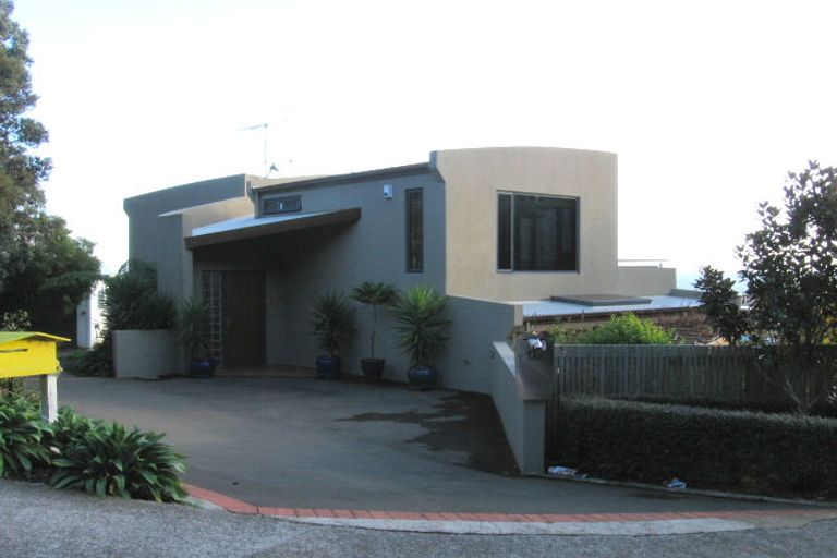 Photo of property in 133 Motuhara Road, Plimmerton, Porirua, 5026