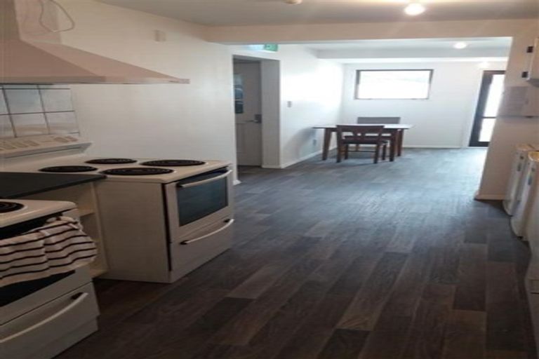 Photo of property in 252 Grounsell Crescent, Belmont, Lower Hutt, 5010