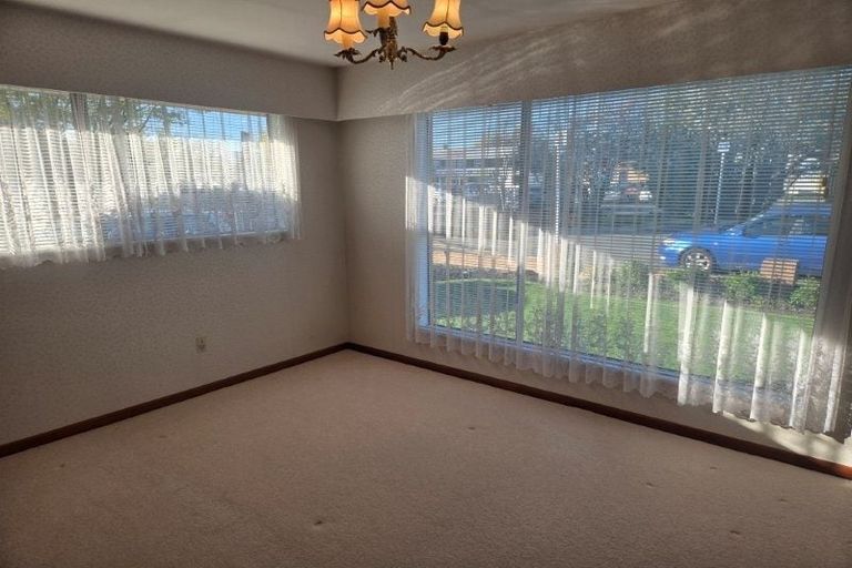 Photo of property in 20 Leslie Street, Upper Riccarton, Christchurch, 8041