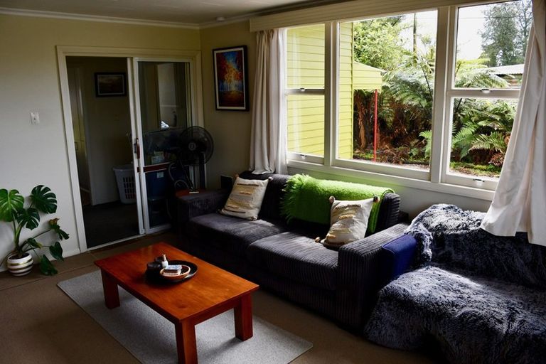 Photo of property in 13 Wharf Road, Karamea, 7893