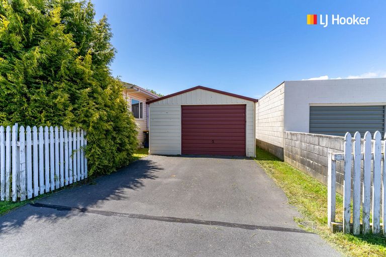 Photo of property in 1 Carlyle Road, Mosgiel, 9024