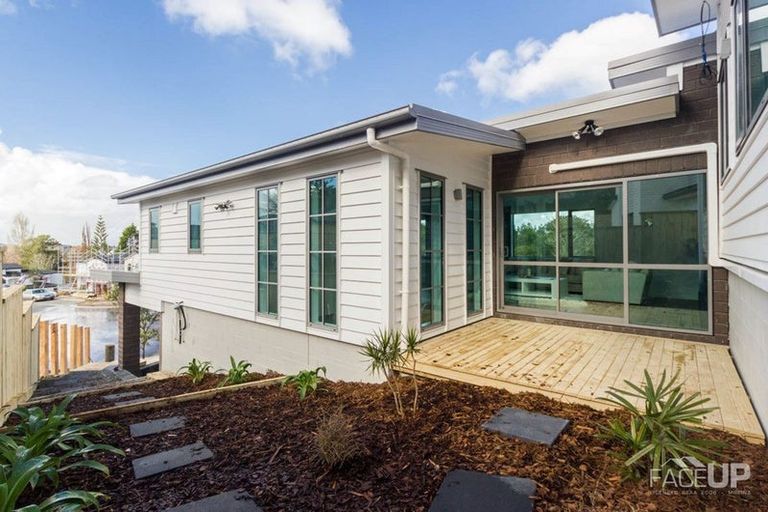 Photo of property in 31g Parker Avenue, New Lynn, Auckland, 0600
