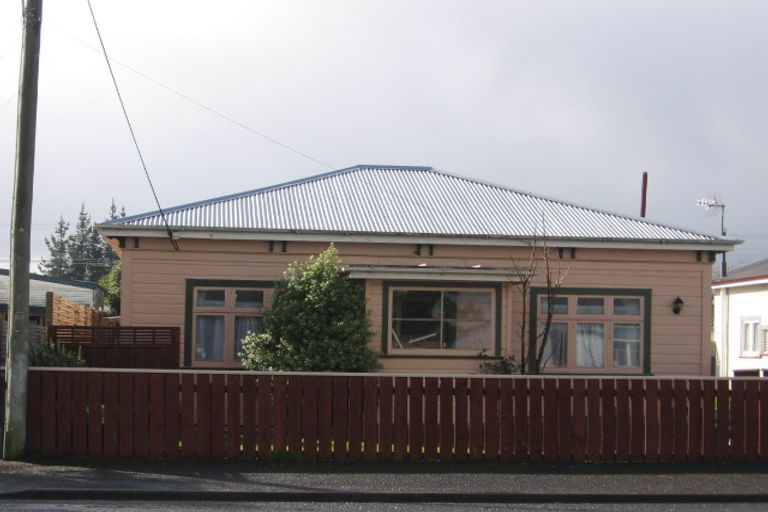 Photo of property in 62 Villa Street, Masterton, 5810