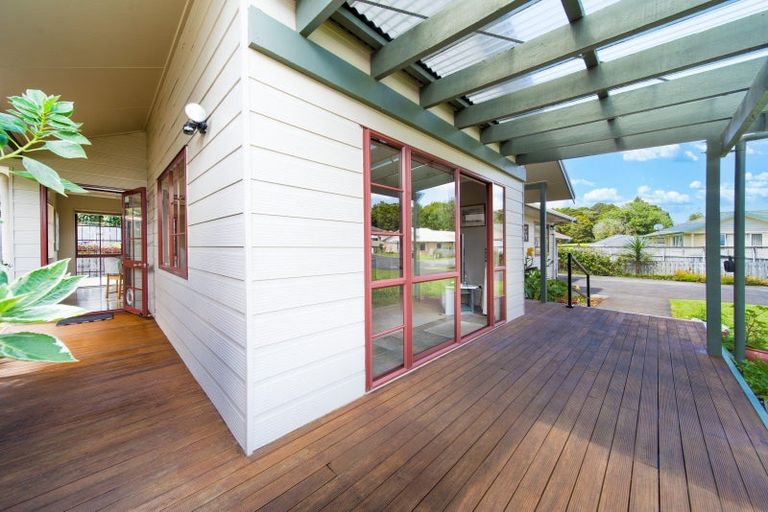 Photo of property in 23 Lochiel Place, Te Kamo, Whangarei, 0112