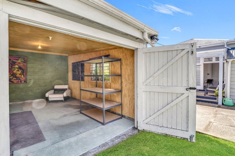 Photo of property in 11 Spier Street, Aramoho, Whanganui, 4500