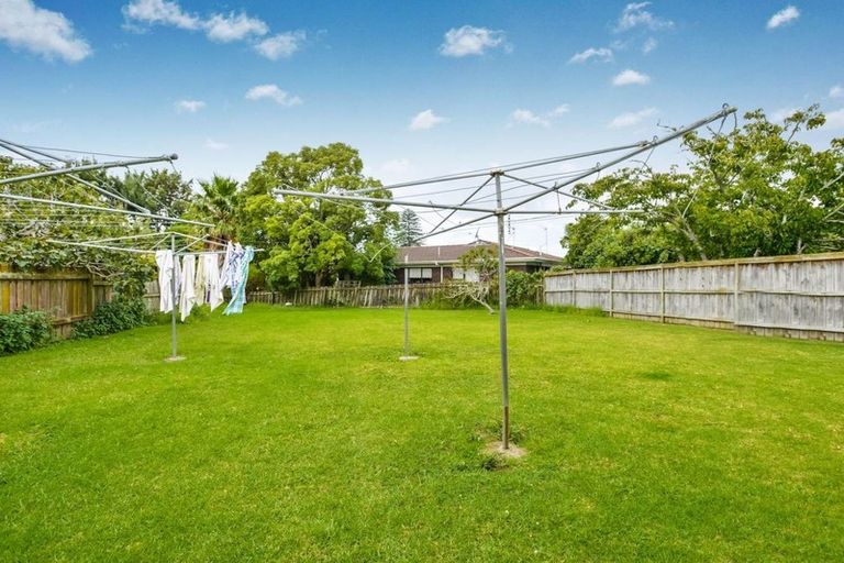 Photo of property in 3/25 Hamlin Road, Mount Wellington, Auckland, 1060