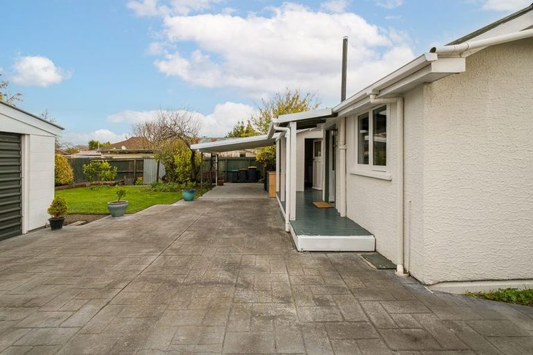 Photo of property in 8 Bletsoe Avenue, Spreydon, Christchurch, 8024