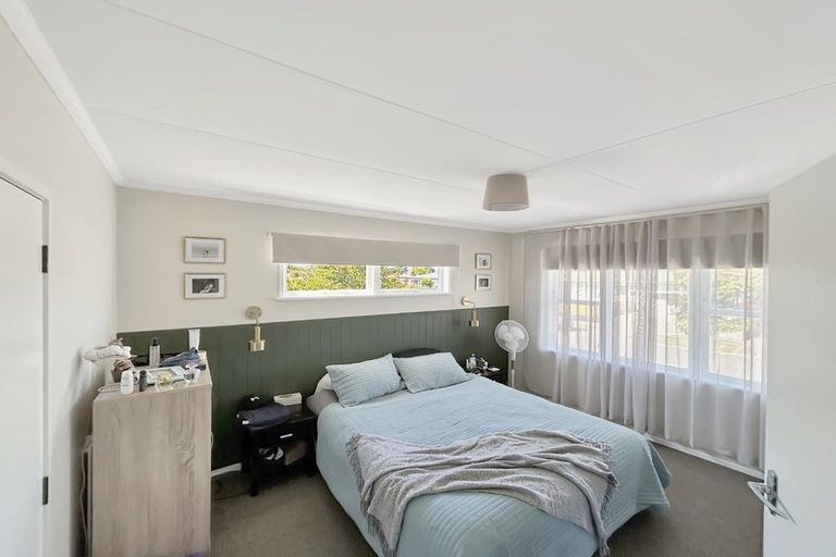 Photo of property in 9 Leslie Avenue, Cloverlea, Palmerston North, 4412
