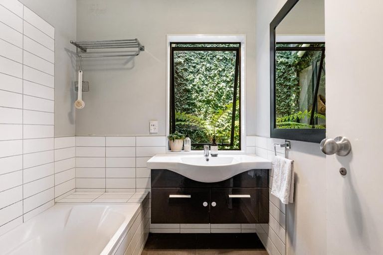 Photo of property in 20a Kane Road, Papamoa Beach, Papamoa, 3118