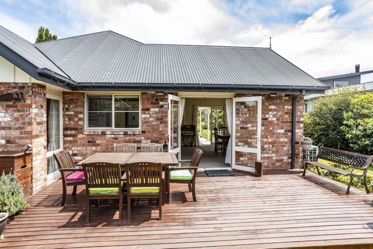 Photo of property in 4 Greenwood Close, Woodend, 7610