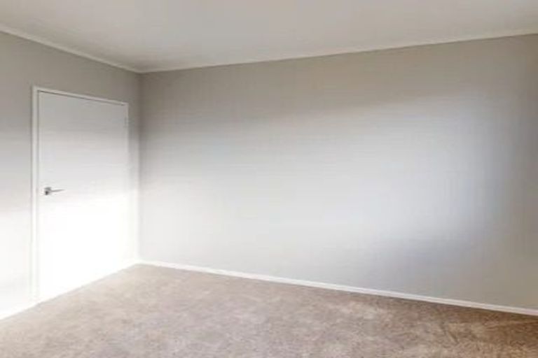 Photo of property in 17 Tainui Street, Castlecliff, Whanganui, 4501