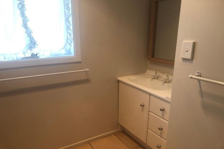 Photo of property in 109 Gillies Avenue, Taupo, 3330