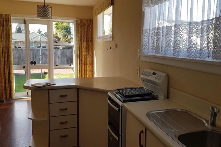 Photo of property in 12 Parker Street, Hornby, Christchurch, 8042