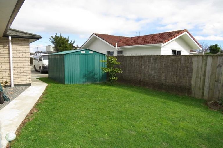 Photo of property in 631a Queen Street East, Levin, 5510