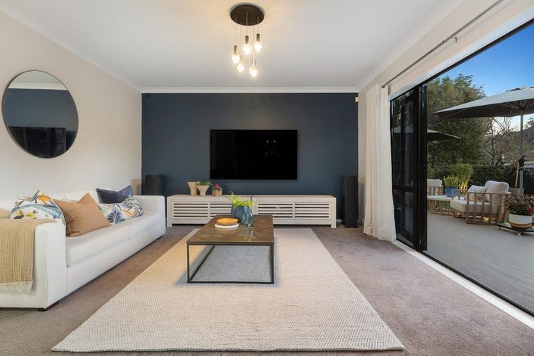 Photo of property in 10 Advance Way, Albany, Auckland, 0632