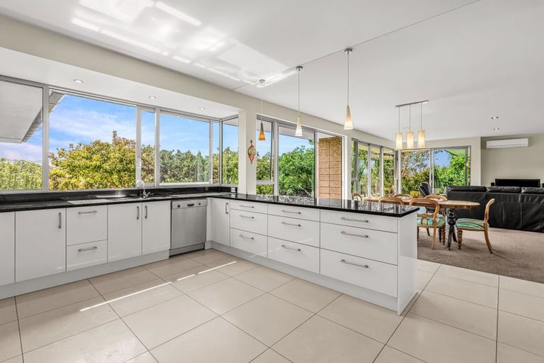 Photo of property in 2342 Cove Road, Mangawhai, 0573