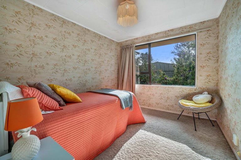 Photo of property in 1/12 Atiawa Street, Glen Avon, New Plymouth, 4312