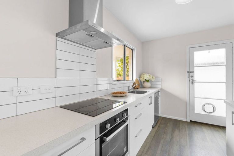 Photo of property in 1/9 Somme Street, St Albans, Christchurch, 8014