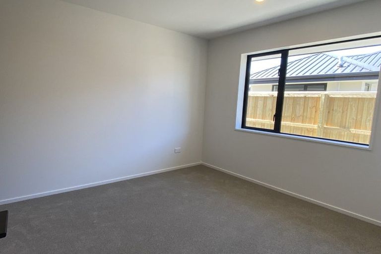 Photo of property in 155 Shillingford Boulevard, Rolleston, 7615