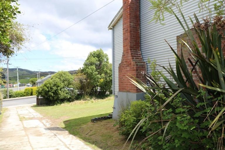 Photo of property in 14 Rata Street, Kaka Point, 9271