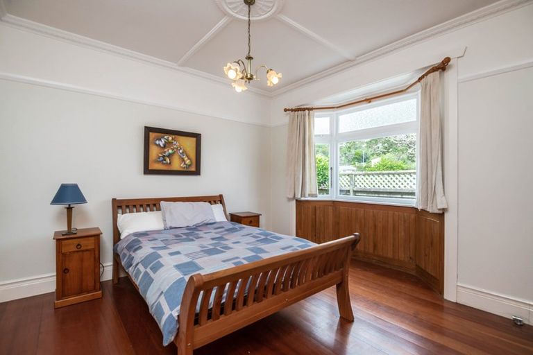 Photo of property in 14 Petherick Crescent, Johnsonville, Wellington, 6037