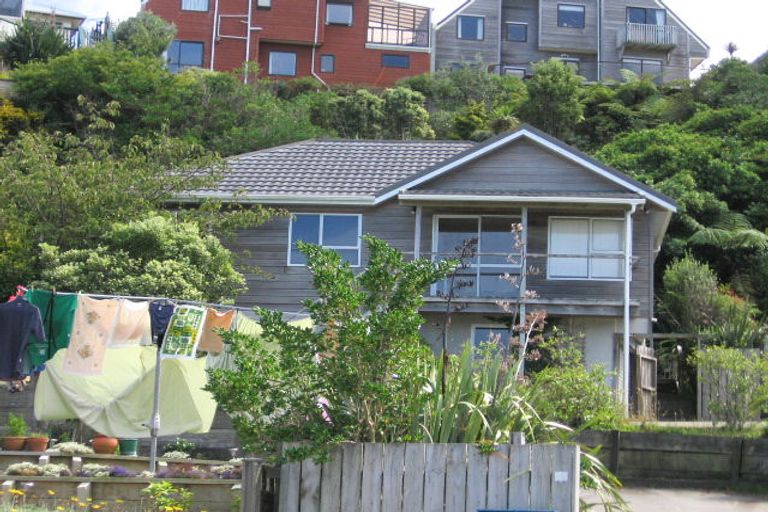 Photo of property in 23a Wye Street, Island Bay, Wellington, 6023