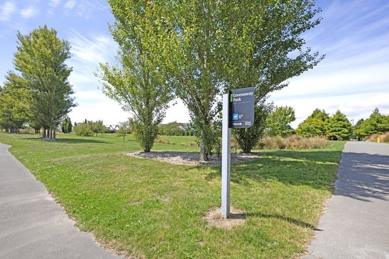 Photo of property in 112 Caulfield Avenue, Halswell, Christchurch, 8025