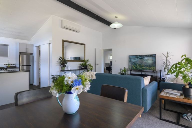 Photo of property in 399b Ngatai Road, Bellevue, Tauranga, 3110