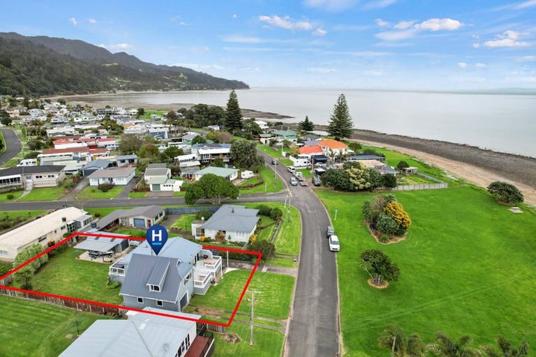 Photo of property in 30 Seaview Avenue, Te Puru, Thames, 3575