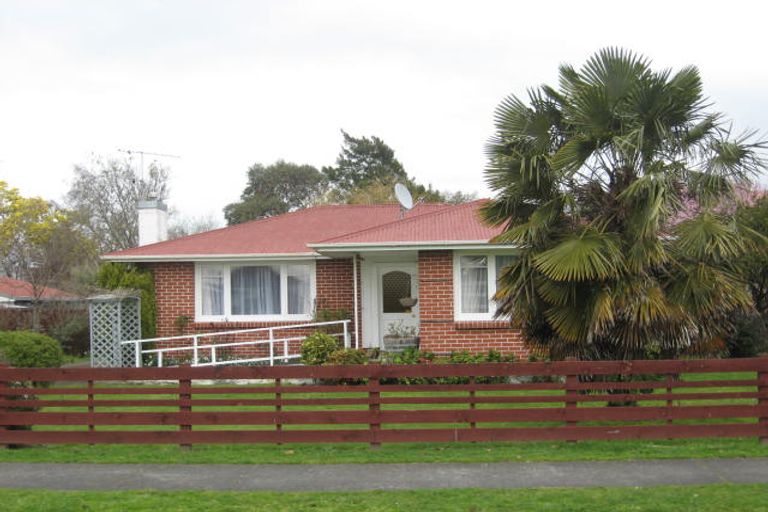 Photo of property in 7 Frederick Street, Carterton, 5713