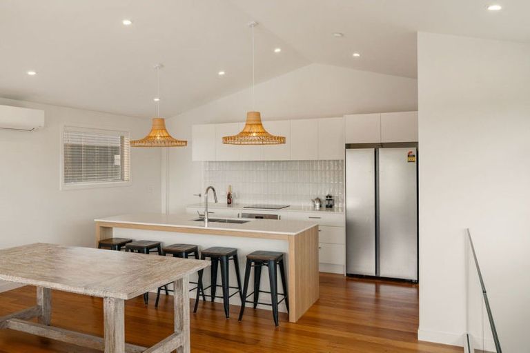 Photo of property in 1335d Papamoa Beach Road, Papamoa Beach, 3118